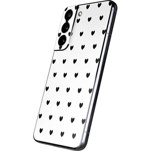 White and Black Hearts Galaxy S22 Skin