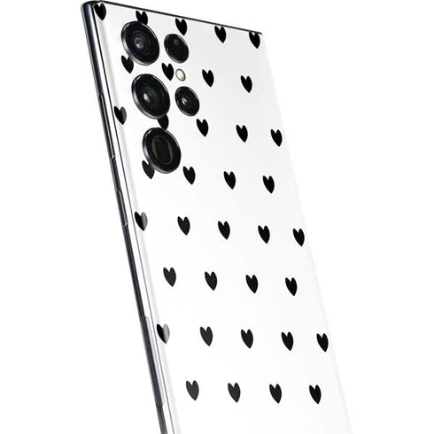 White and Black Hearts Galaxy S22 Ultra Skin