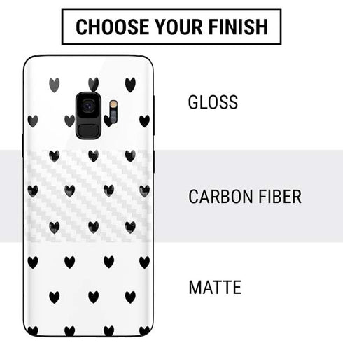 White and Black Hearts Galaxy S9 Skin