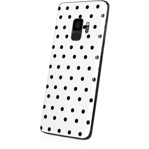 White and Black Polka Dots Galaxy S9 Skin