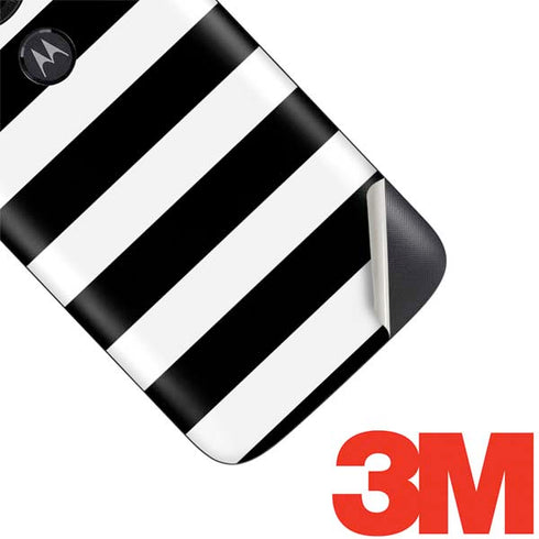 White and Black Stripes Moto E5 Play Skin