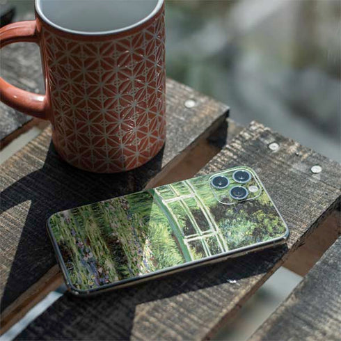 Claude Monet White Waterlilies, 1899 iPhone 11 Pro Skin