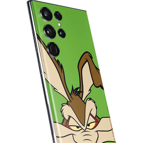 Looney Tunes Wile E Coyote Zoomed In Galaxy S22 Ultra Skin