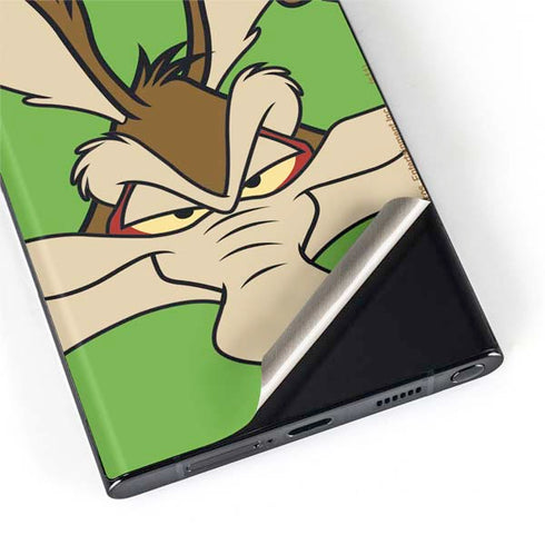 Looney Tunes Wile E Coyote Zoomed In Galaxy S22 Ultra Skin