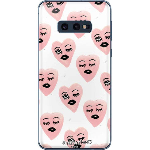 Bouffants and Broken Hearts Winking Hearts Galaxy S10e Skin