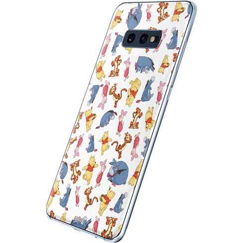 Disney Winnie the Pooh Character Pattern Galaxy S10e Skin