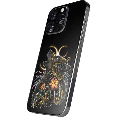Wolf Howling by Sarah Richter iPhone 13 Pro Skin