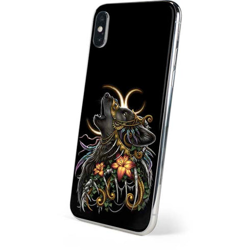 Wolf Howling by Sarah Richter iPhone XS Skin