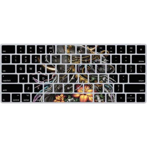Wolf Howling by Sarah Richter Magic Keyboard Skin