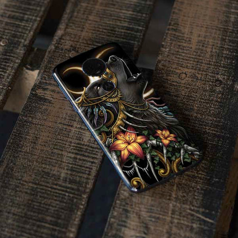 Wolf Howling by Sarah Richter Moto E5 Plus Skin