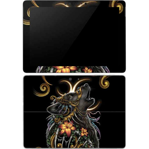 Wolf Howling by Sarah Richter Surface Go Skin