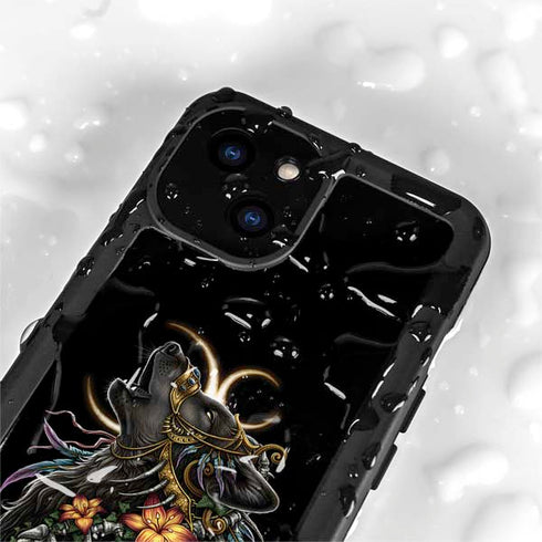 Wolf Howling by Sarah Richter iPhone 15 Waterproof Case