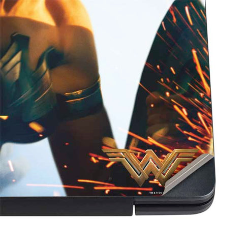 DC Comics Wonder Woman Action Pose Poster Dell Vostro Skin