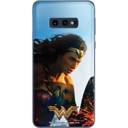 DC Comics Wonder Woman Action Pose Poster Galaxy S10e Skin