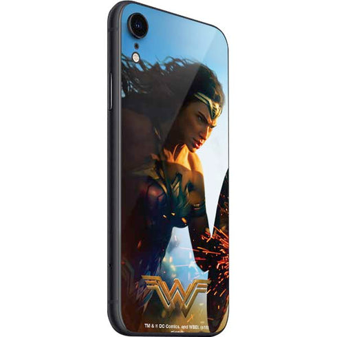 DC Comics Wonder Woman Action Pose Poster iPhone SE (2nd & 3rd Gen) Skin