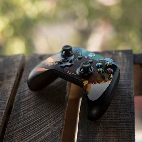 DC Comics Wonder Woman Action Pose Poster Xbox One Controller Skin