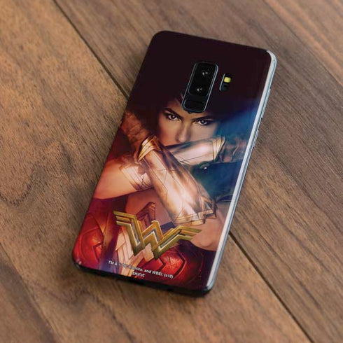 DC Comics Wonder Woman Profile Character Poster Galaxy S9 Plus Skin