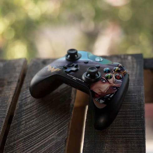 DC Comics Wonder Woman Battle Ready Poster Xbox One Controller Skin