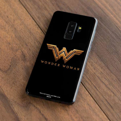 DC Comics Wonder Woman Gold Emblem Galaxy S9 Plus Skin