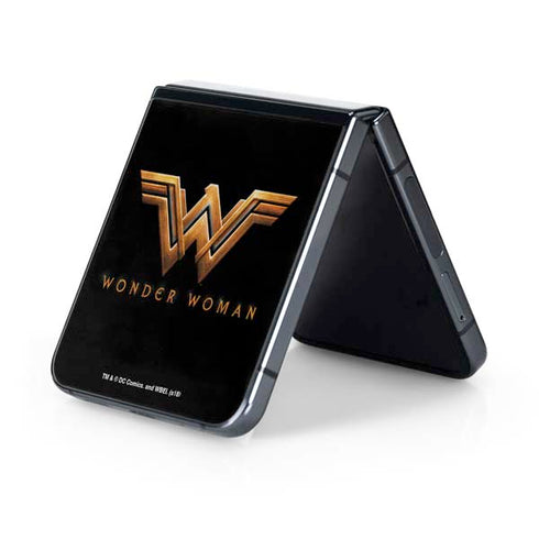 DC Comics Wonder Woman Gold Emblem Galaxy Z Flip5 5G Skin