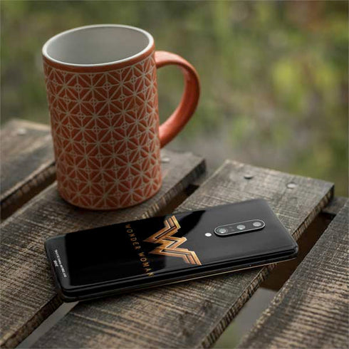 DC Comics Wonder Woman Gold Emblem OnePlus 7 Pro Skin