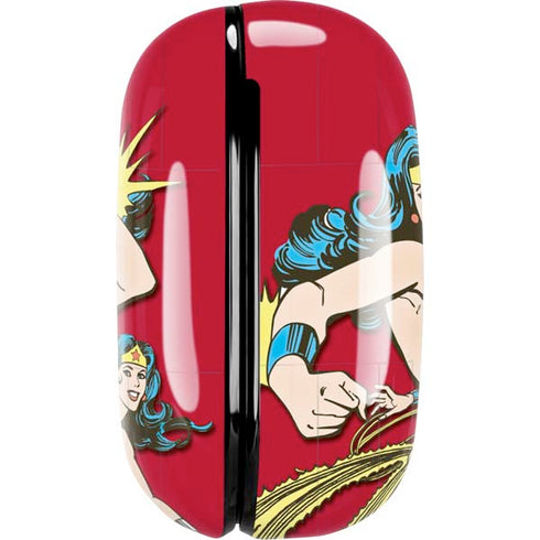 DC Comics Wonder Woman Vintage Action pose Galaxy Buds Pro Skin