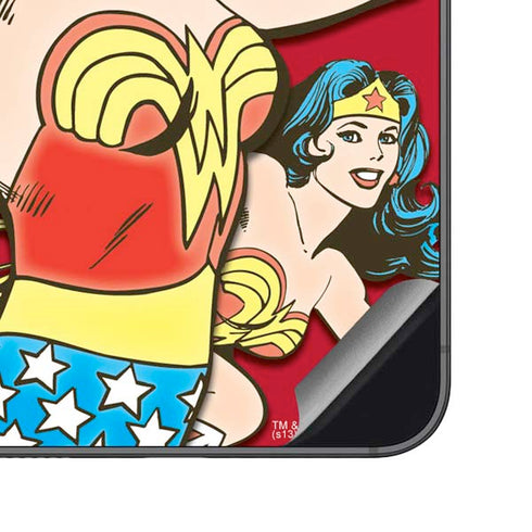 DC Comics Wonder Woman Vintage Action pose Galaxy S23 FE Skin