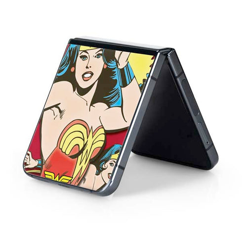 DC Comics Wonder Woman Vintage Action pose Galaxy Z Flip5 5G Skin