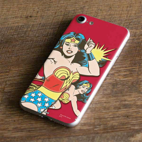 DC Comics Wonder Woman Vintage Action pose iPhone 8 Skin