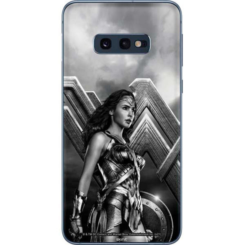 The Justice League (2017) Wonder Woman Poster Galaxy S10e Skin