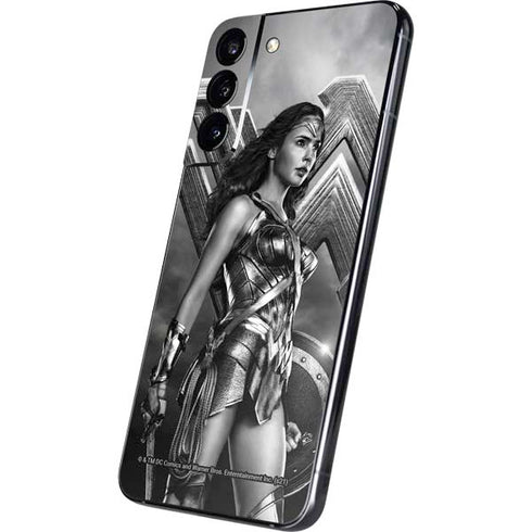 The Justice League (2017) Wonder Woman Poster Galaxy S22 Plus Skin