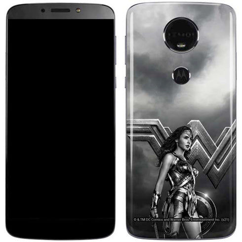 The Justice League (2017) Wonder Woman Poster Moto E5 Plus Skin