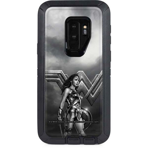 The Justice League (2017) Wonder Woman Poster Otterbox Defender Galaxy Skin