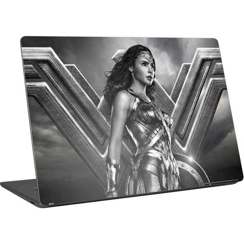 The Justice League (2017) Wonder Woman Poster Surface Laptop 4 15in Skin