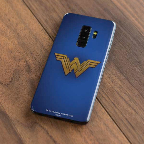 DC Comics Wonder Woman Movie Emblem Galaxy S9 Plus Skin