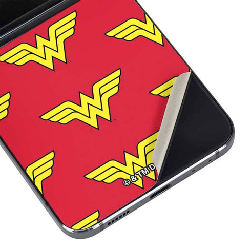 DC Comics Wonder Woman Logo Pattern Galaxy Z Flip5 5G Skin
