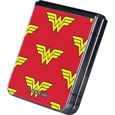 DC Comics Wonder Woman Logo Pattern Galaxy Z Flip5 5G Skin