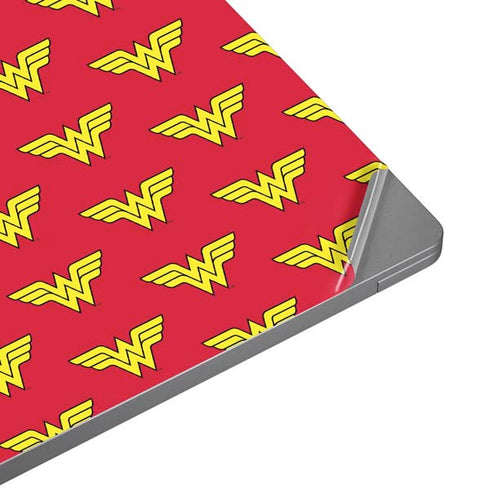 DC Comics Wonder Woman Logo Pattern Universal Laptop 18in (14.6 x 10.6in) Skin