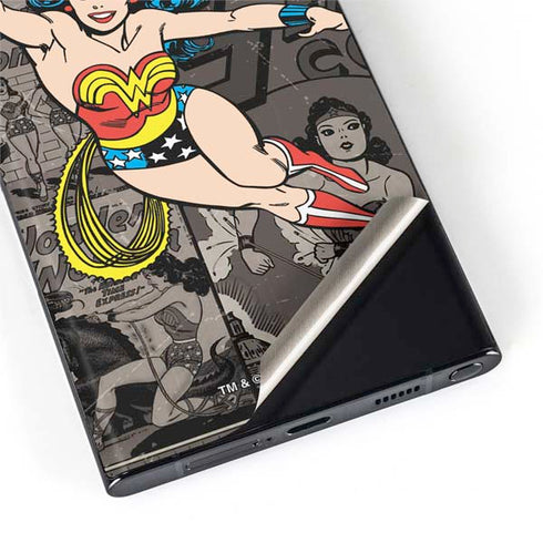 DC Comics Wonder Woman Vintage pose pattern Galaxy S22 Ultra Skin