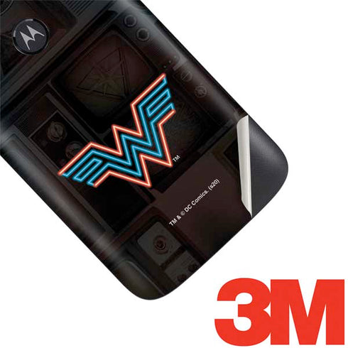 Wonder Woman 1984 (2020) Neon Logo Moto E5 Play Skin
