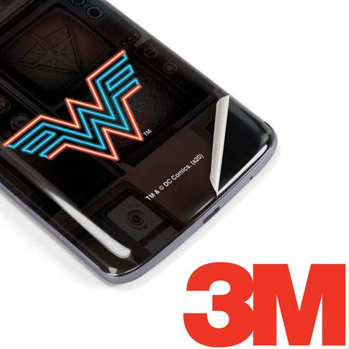 Wonder Woman 1984 (2020) Neon Logo Moto E5 Plus Skin