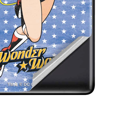 DC Comics Wonder Woman Ready to Fight Google Pixel 6 Pro Skin