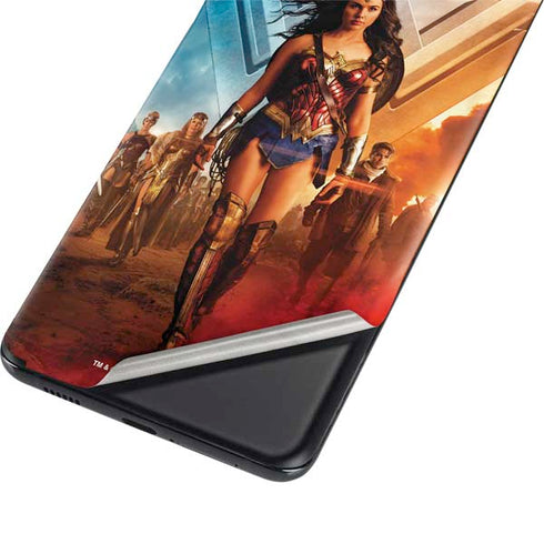 DC Comics Wonder Woman Main characters Poster Galaxy S21 Plus 5G Skin