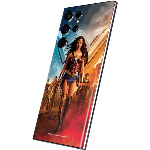 DC Comics Wonder Woman Main characters Poster Galaxy S22 Ultra Skin