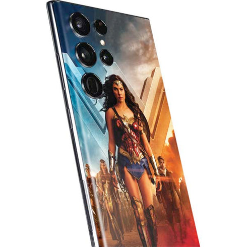 DC Comics Wonder Woman Main characters Poster Galaxy S22 Ultra Skin