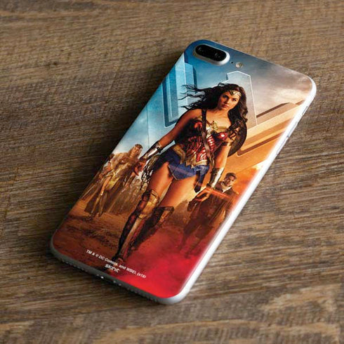 DC Comics Wonder Woman Main characters Poster iPhone 8 Plus Skin