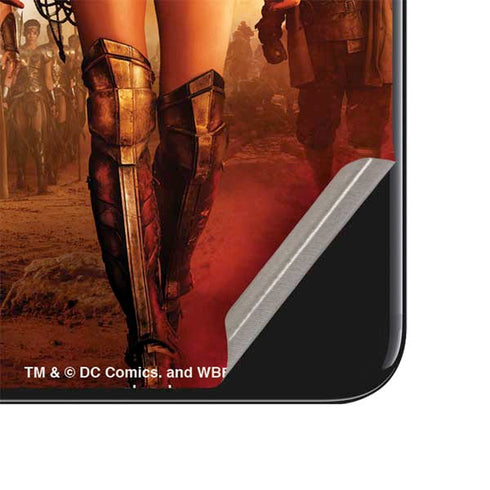 DC Comics Wonder Woman Main characters Poster iPhone SE (2nd & 3rd Gen) Skin