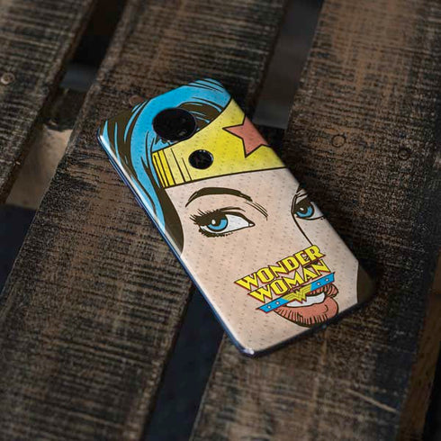 DC Comics Wonder Woman Vintage Profile Moto E5 Plus Skin