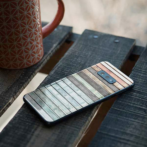 Wooden Stripes Galaxy S10e Skin