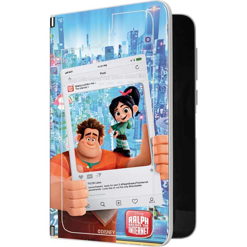 Disney Wreck-it Ralph and Vanellope Instagram Pose Surface Duo Skin